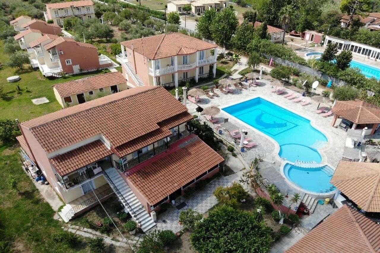 Sweet Dreams Aparthotel 3*