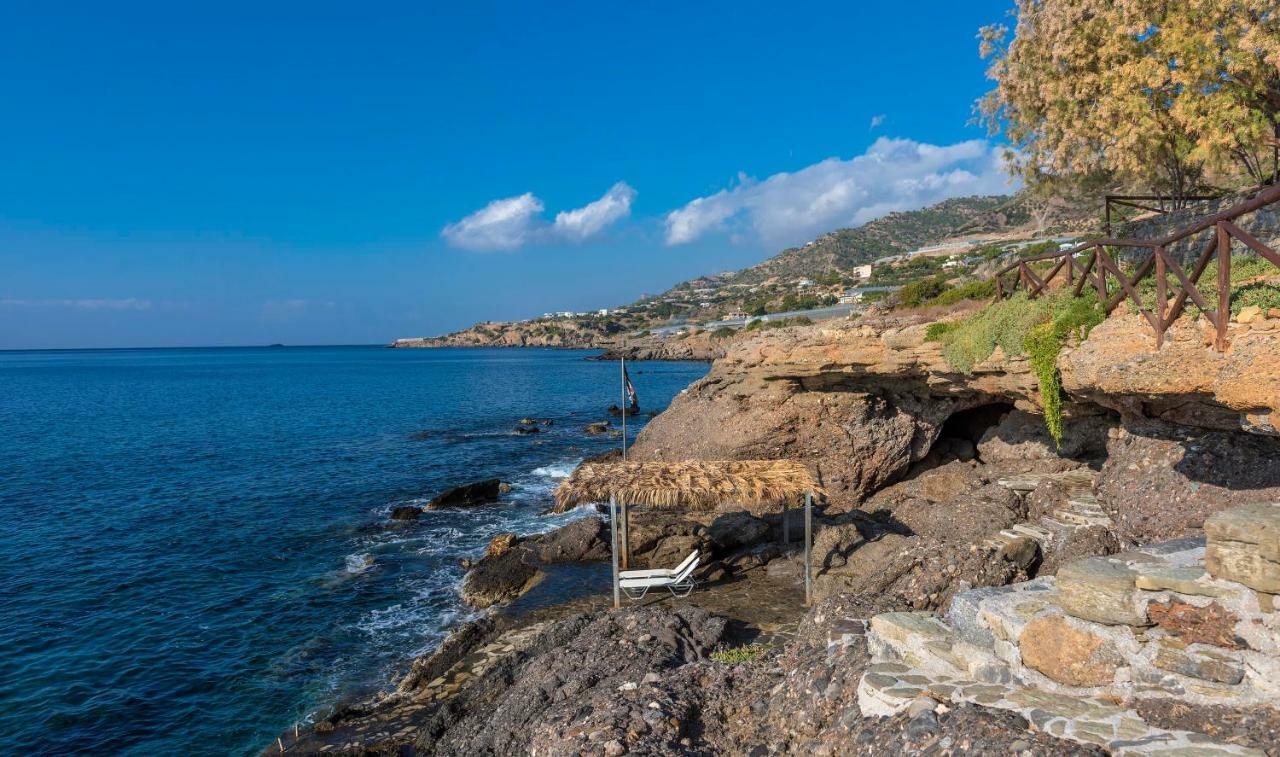 Beachfront Luxury Villa South Crete, 500M To Restaurant & Bbq!! Villa *