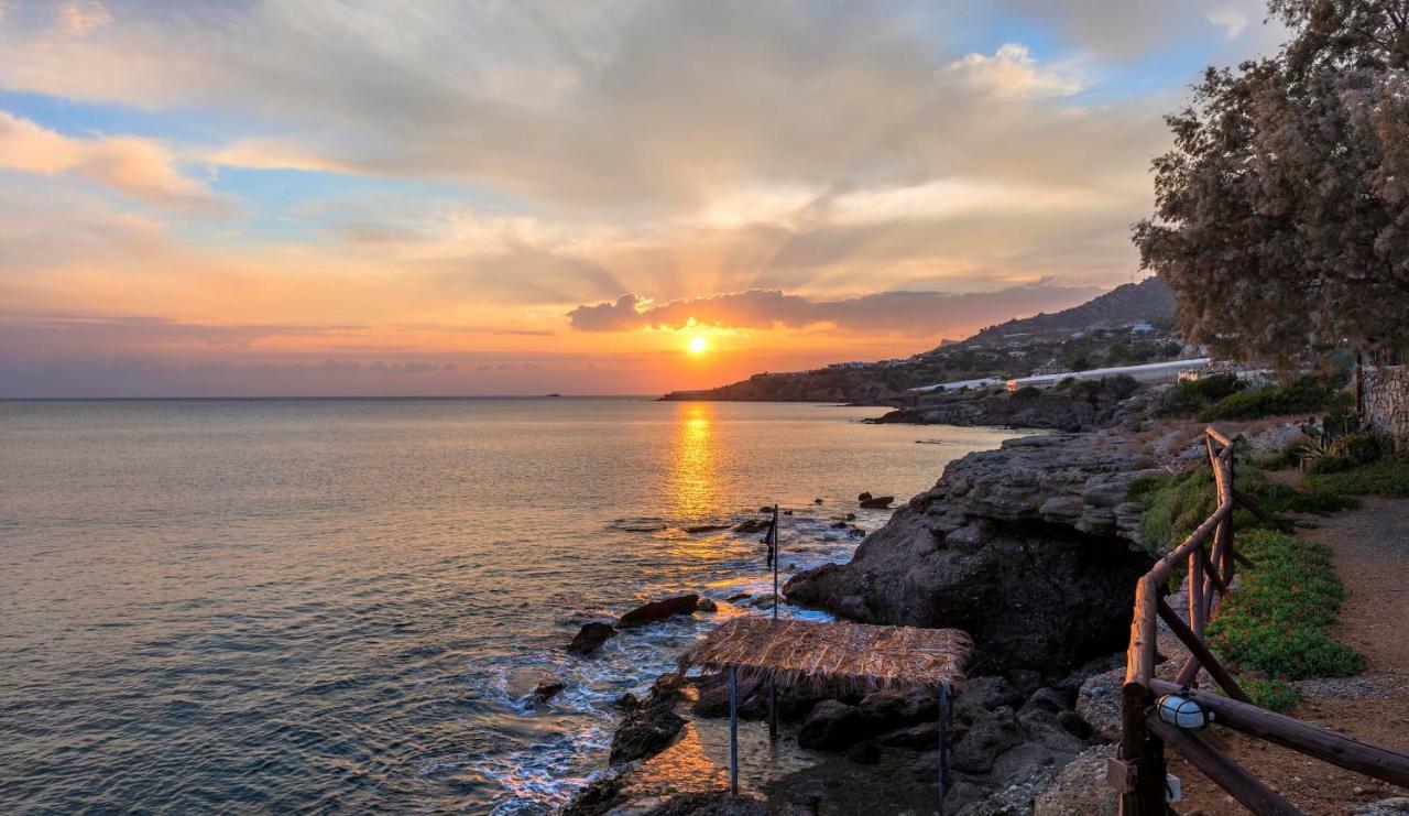 Beachfront Luxury Villa South Crete, 500M To Restaurant & Bbq!!