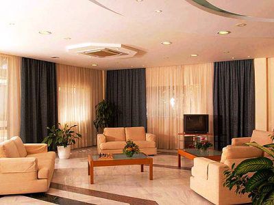 Hotel Atlantica Yakinthos 3*