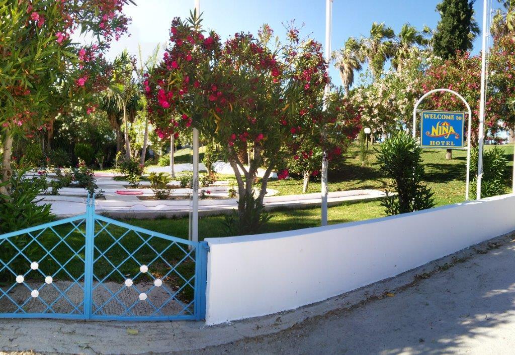Hotel Nina 3*