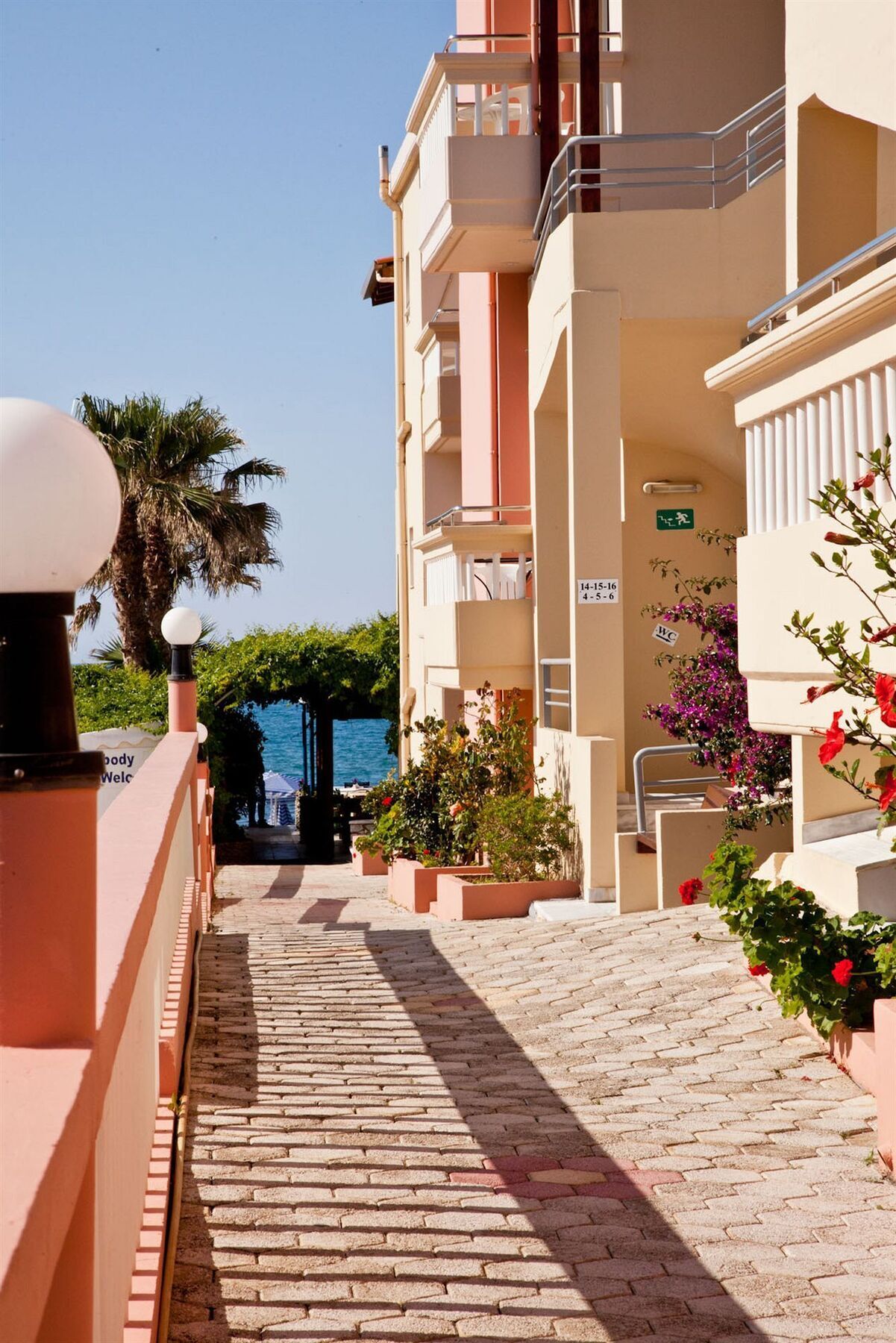Chc Atlantida Mare Aparthotel Agia Marina (Crete)