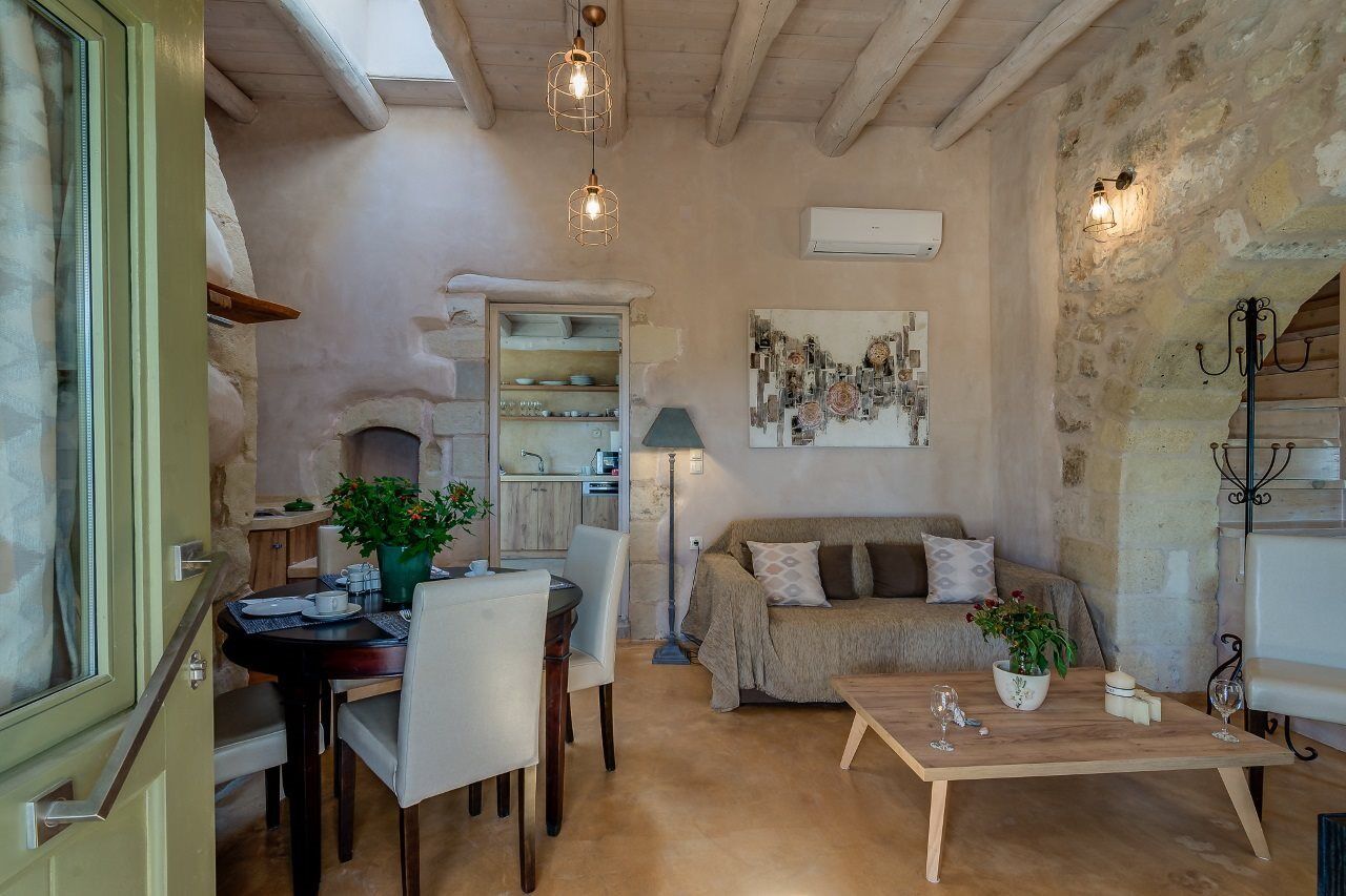 Traditional Stonebuilt Leonanto, Only 5 Km From A Sandy Villa