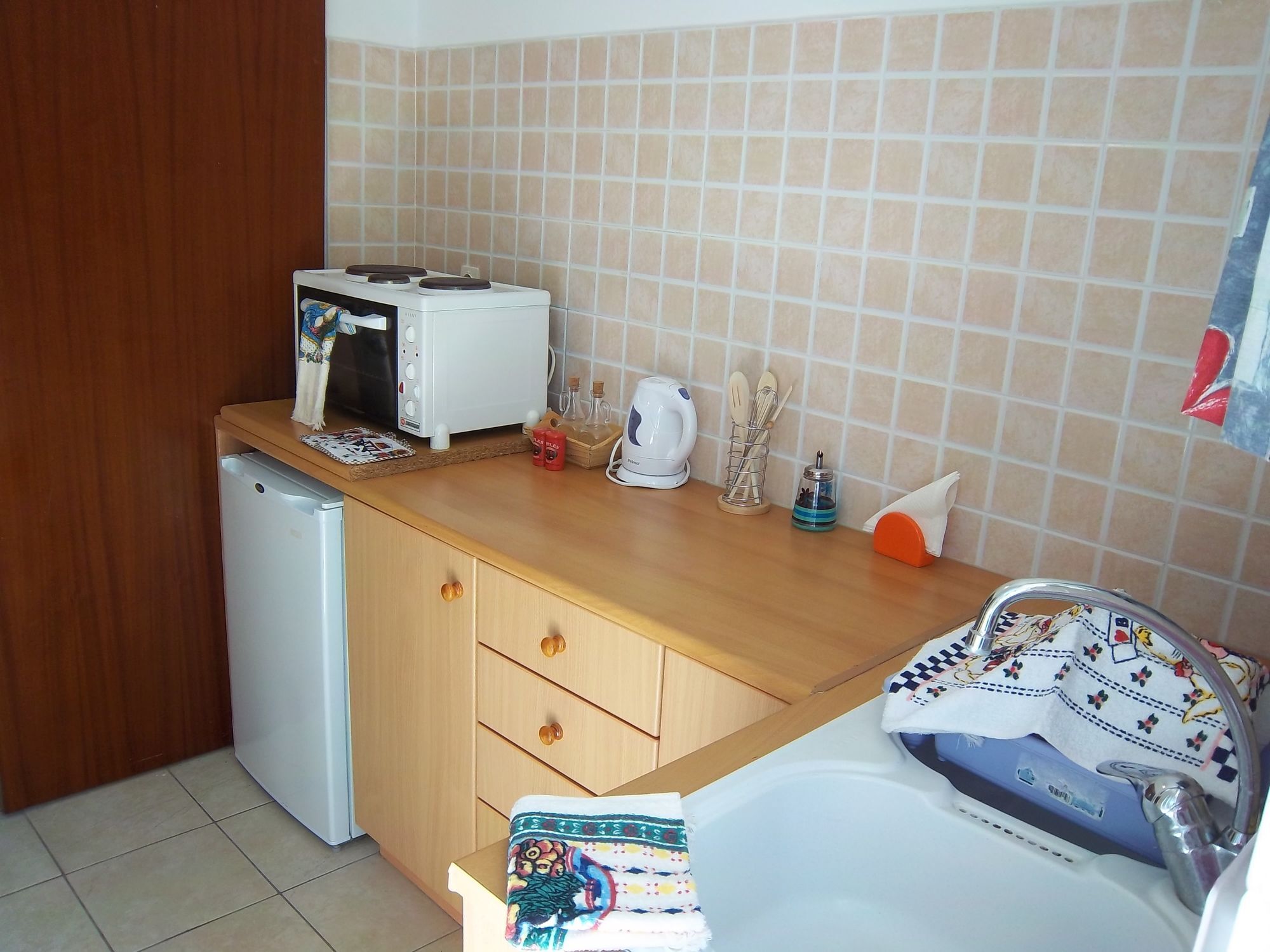 Lemon Apartment