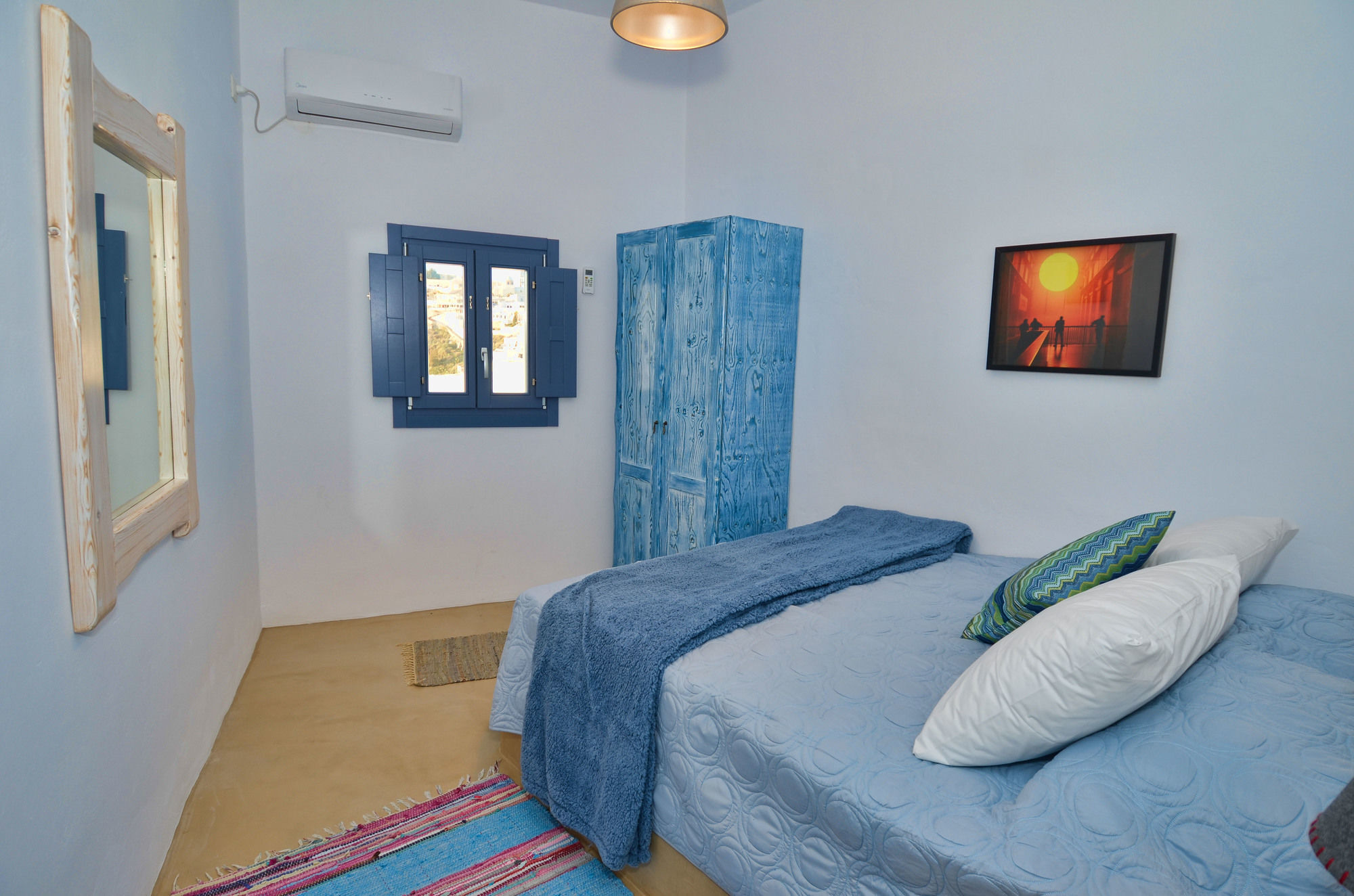 Blue House Apartment *