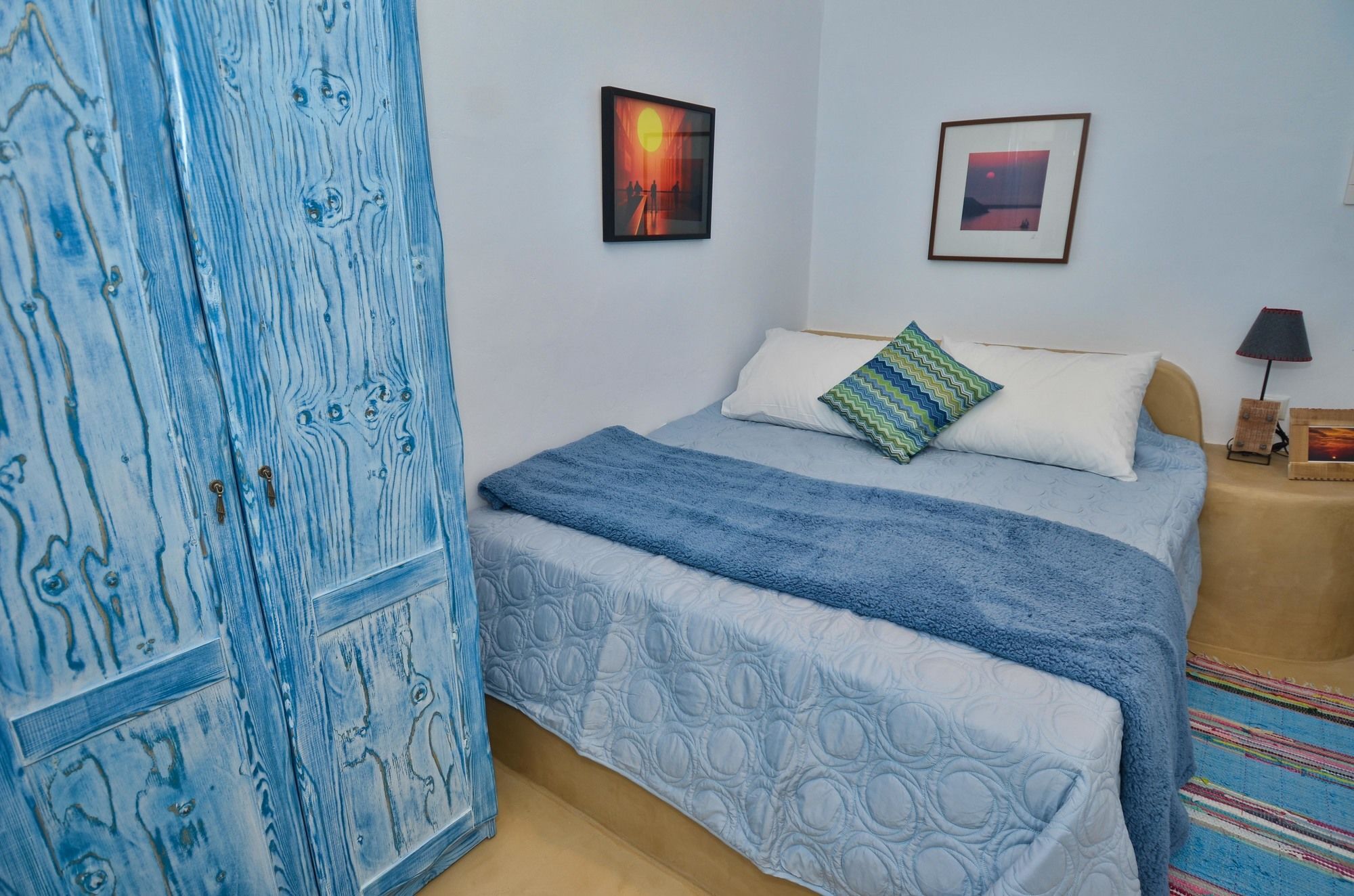 Blue House Apartment