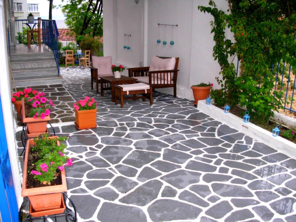 Aparthotel Anemos Polychrono