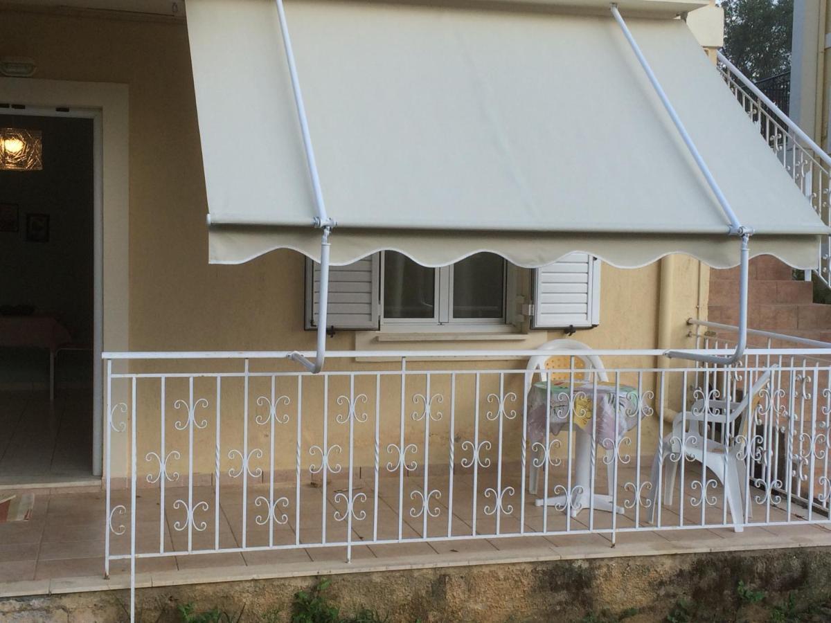 Sunny Apartment Svoronata