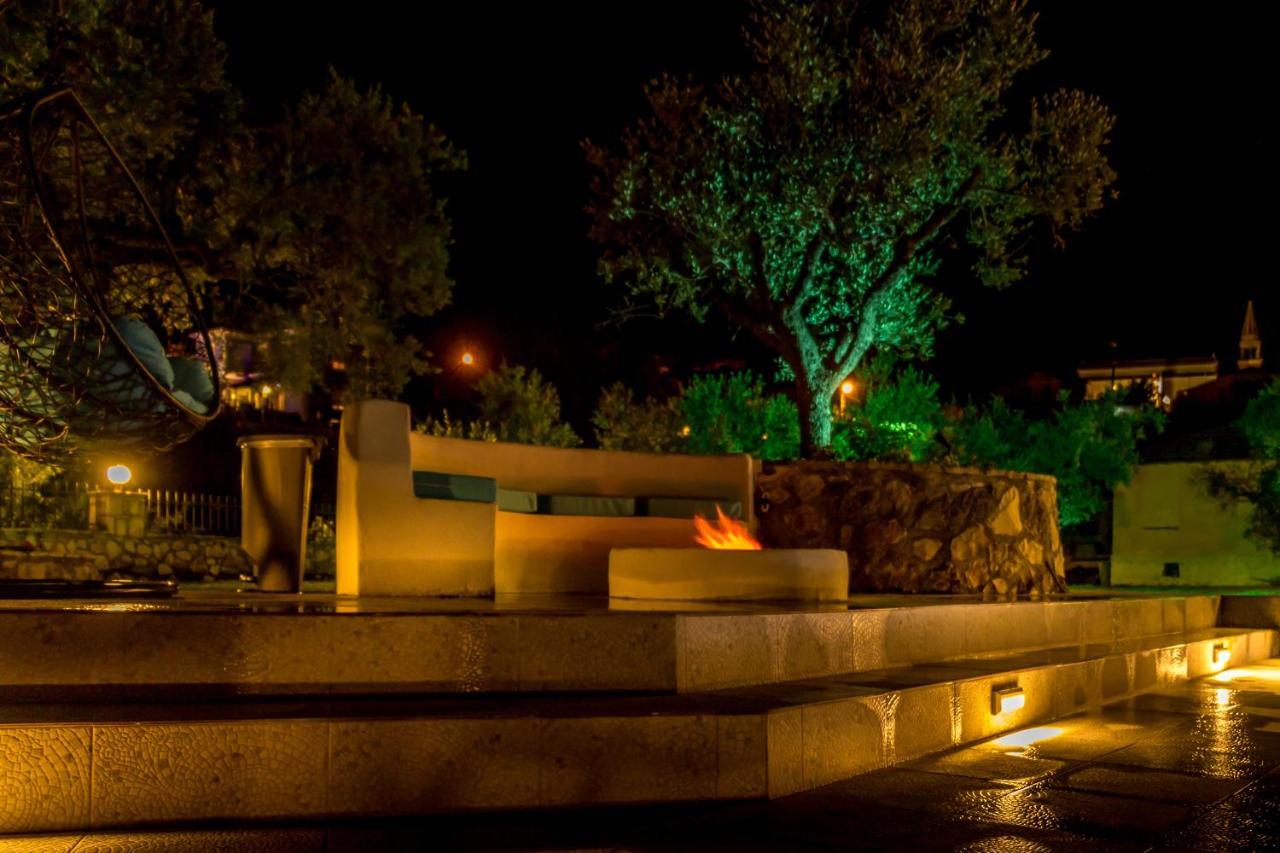 Villa Castelletto Heated Pool Jacuzzi Kypseli