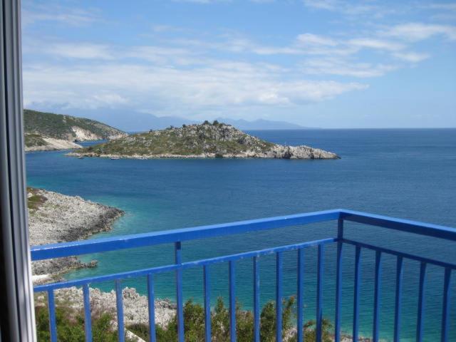 Bella Vista Zante - Pink House Apartment