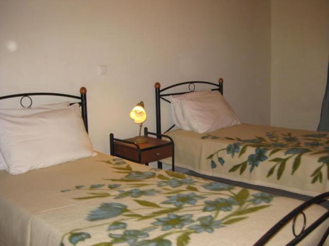 Bella Vista Zante - Pink House Apartment