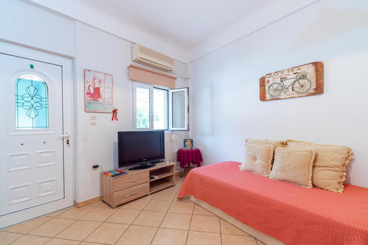 Helen House Zakros