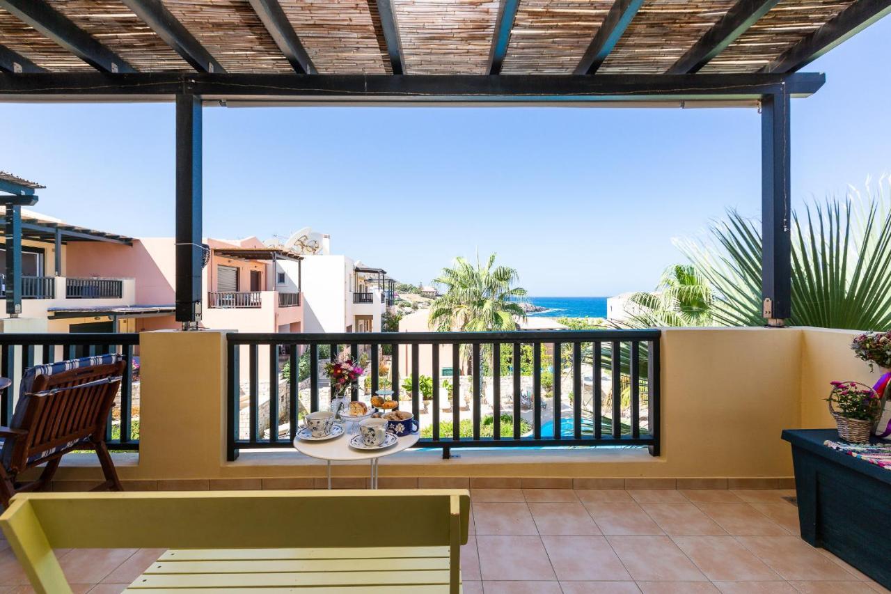 Sun & Blue Beach Apartment Panormos (Crete)