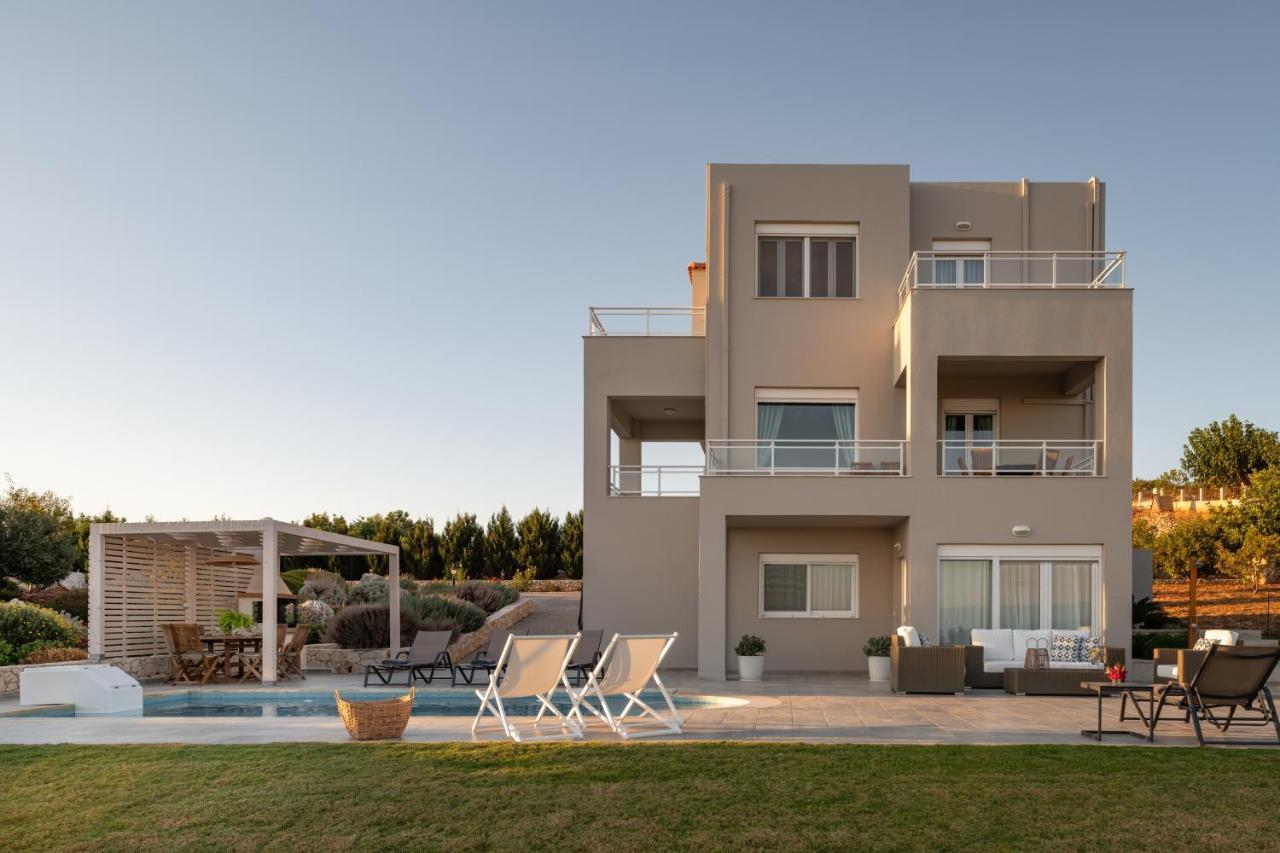 Anemolia Seaview Villa, Private Pool & Lush Garden, By Thinkvilla * Gerani (Rethymno)