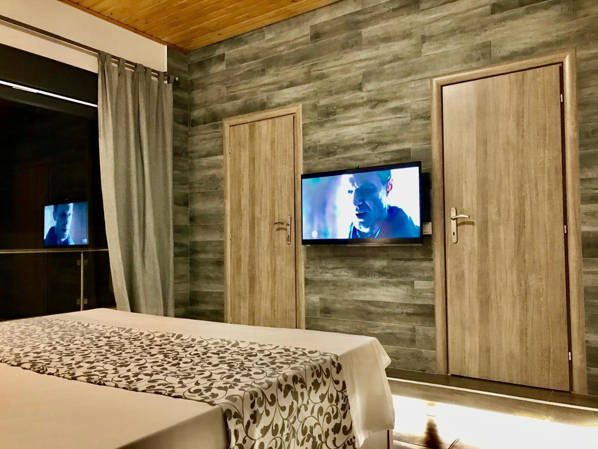 Aparthotel Ellinfos