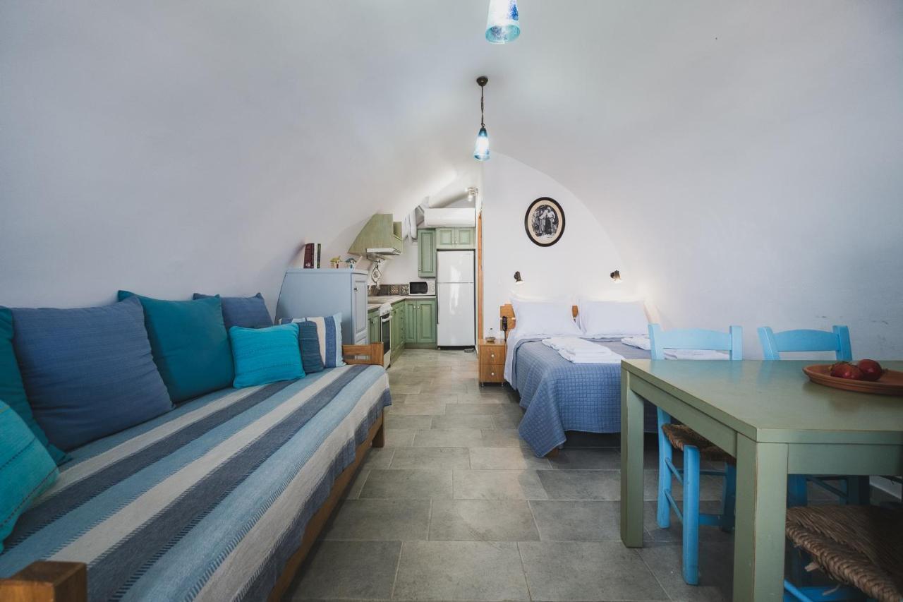 Holiday home Karavos View - An Artists' Hideaway Paradise