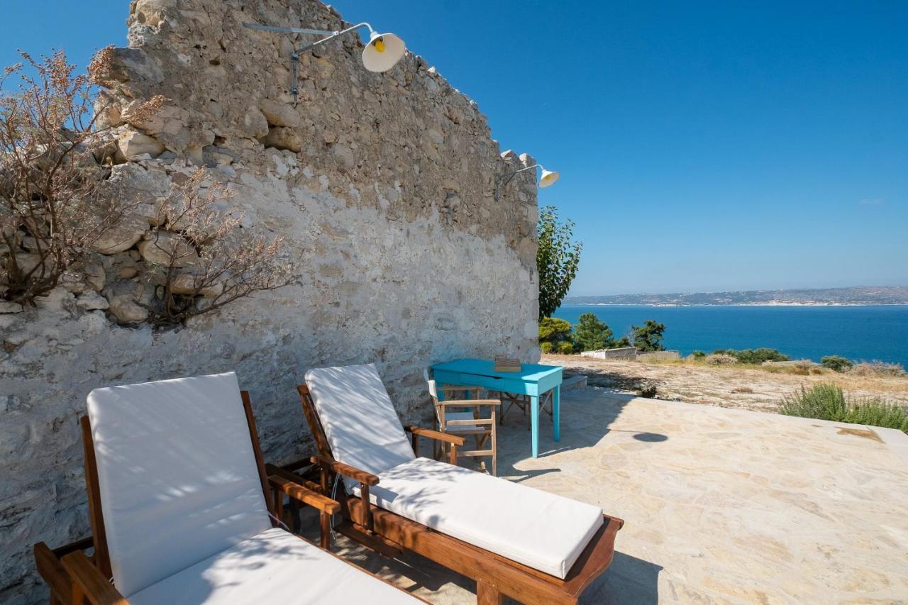 Karavos View - An Artists' Hideaway Paradise *