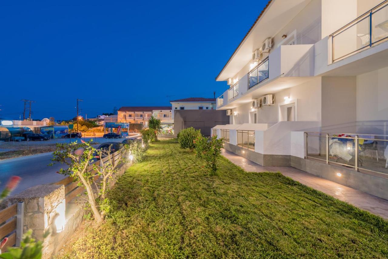 Stathis Ii Aparthotel