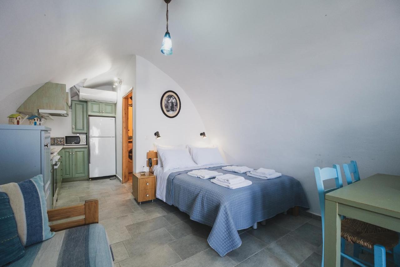 Karavos View - An Artists' Hideaway Paradise * Kalyves
