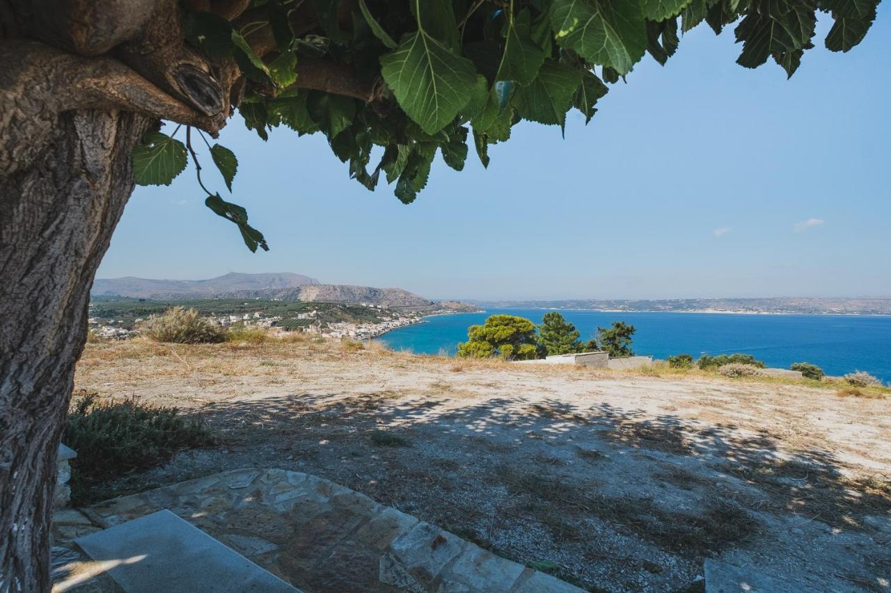 Karavos View - An Artists' Hideaway Paradise Holiday home *