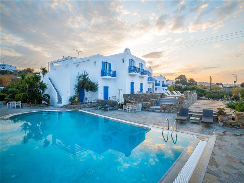 Vienoula's Garden 4*