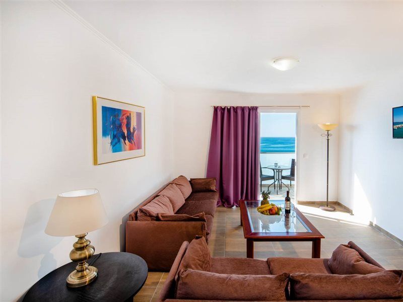 Hotel Ilyssion 2*