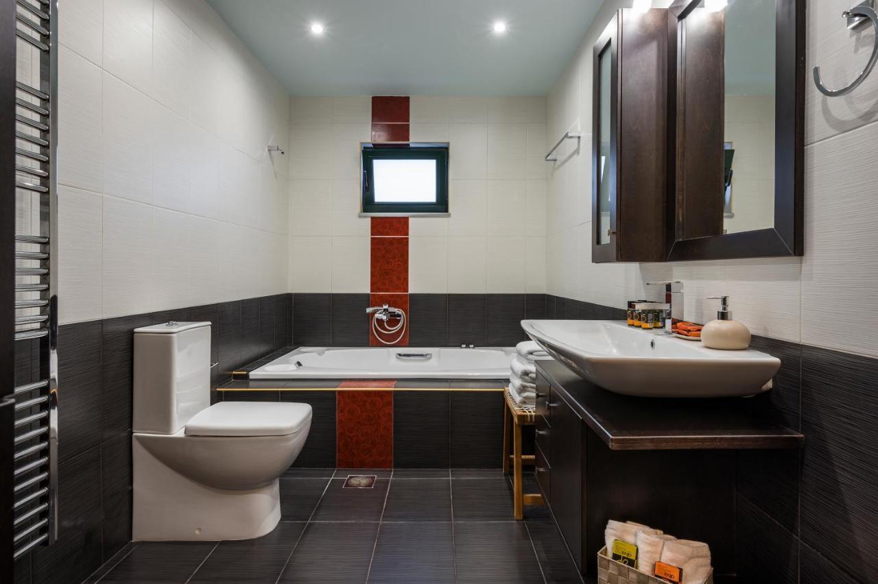 Georgia Heated Pool & Jet-tub