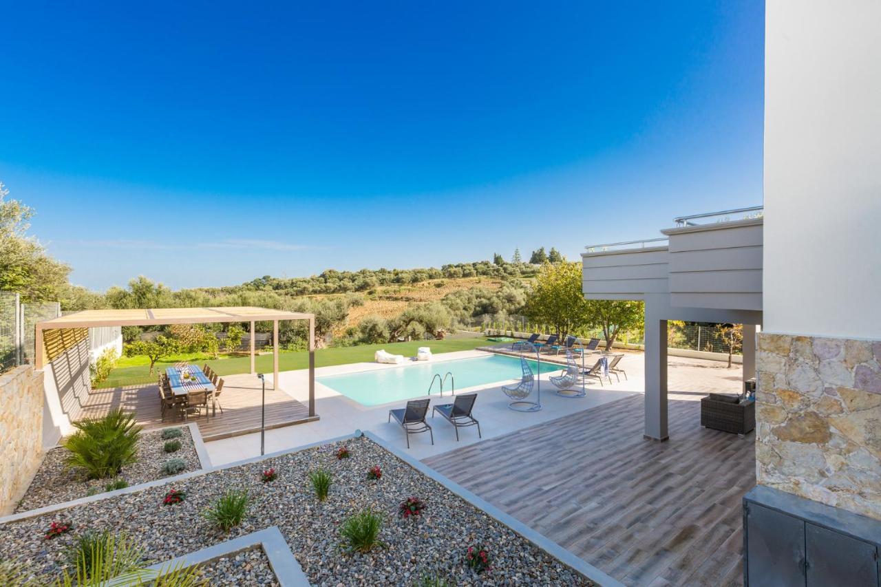 Villa Aelia I Modern & Ideal For Large Groups *
