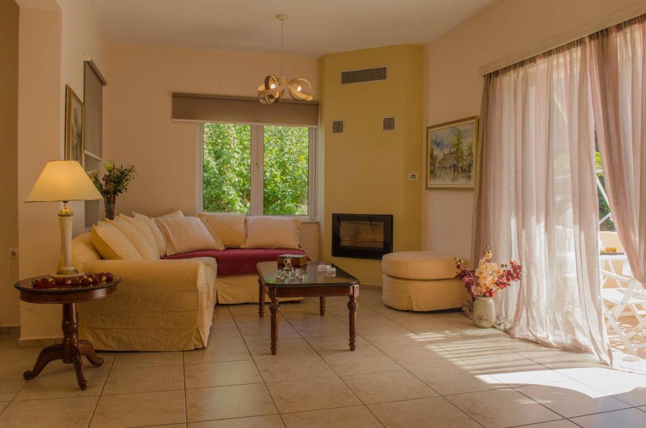 Aretaki Apartment *