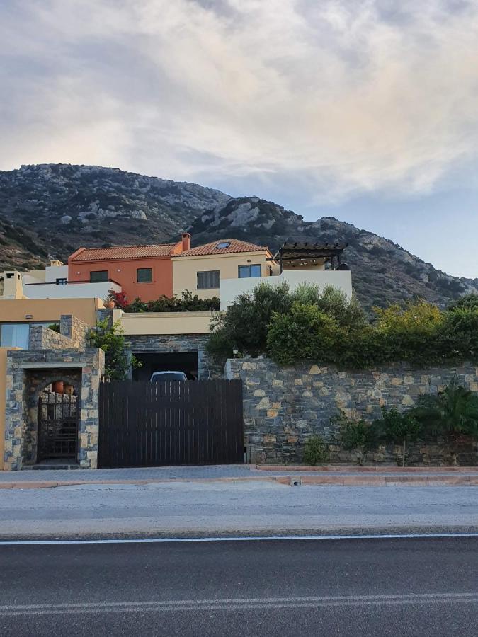 Villa Azure Sea, *