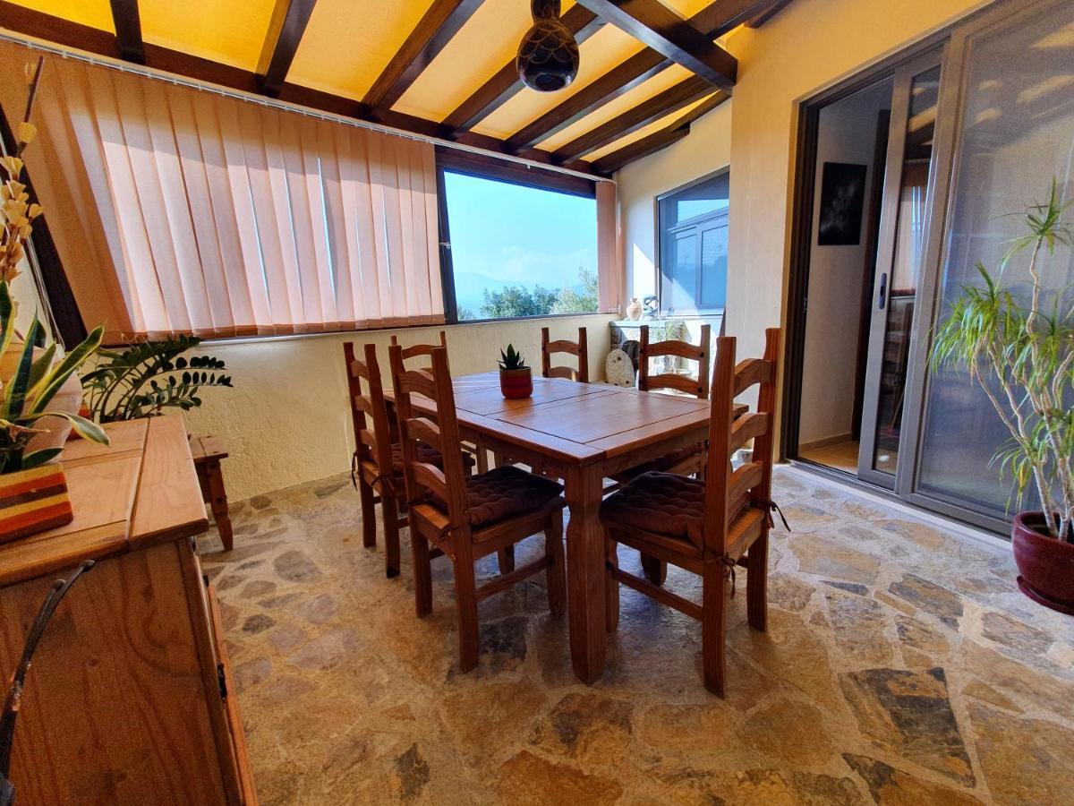 Azure Sea, Villa *