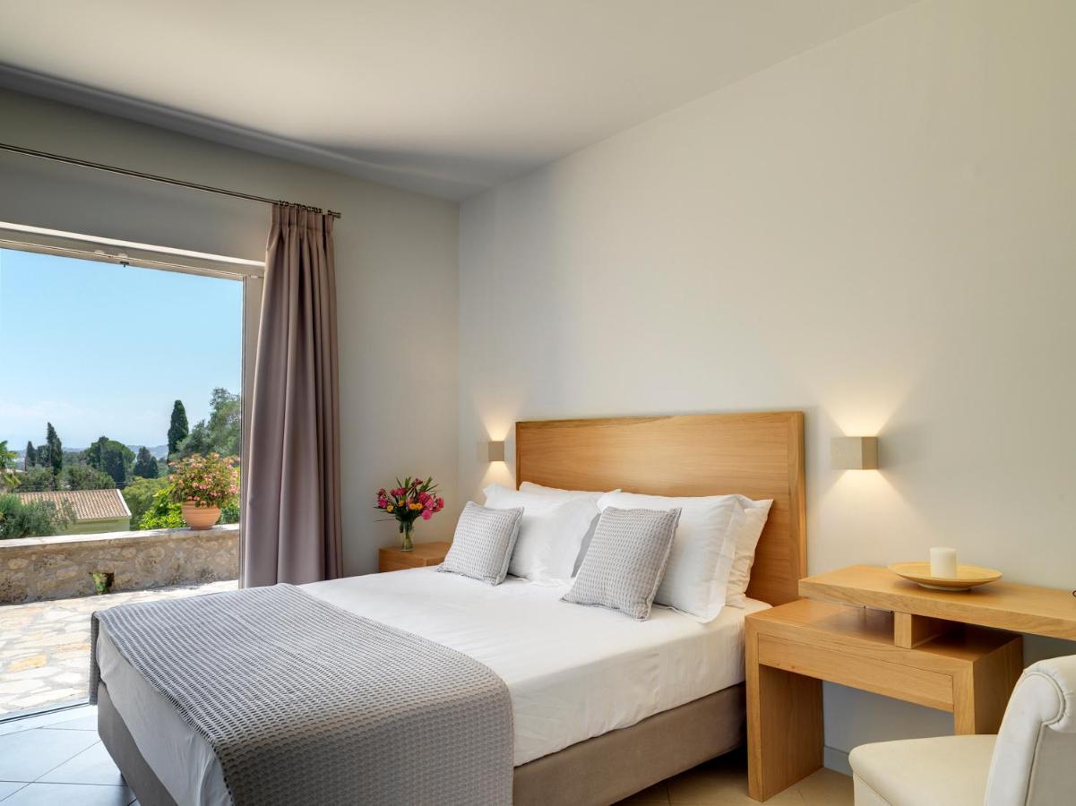 Candela Villa Evropouloi