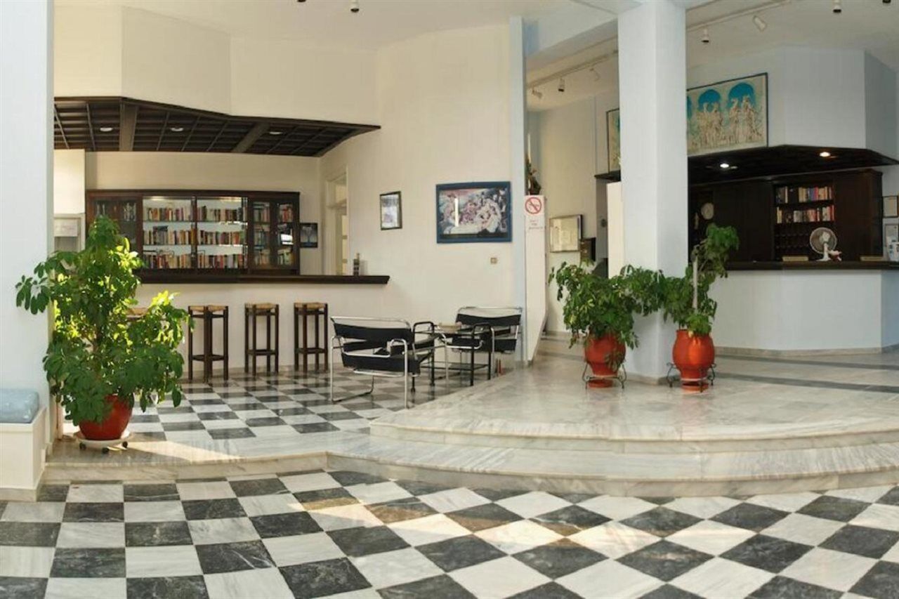 Muses Hotel 3*