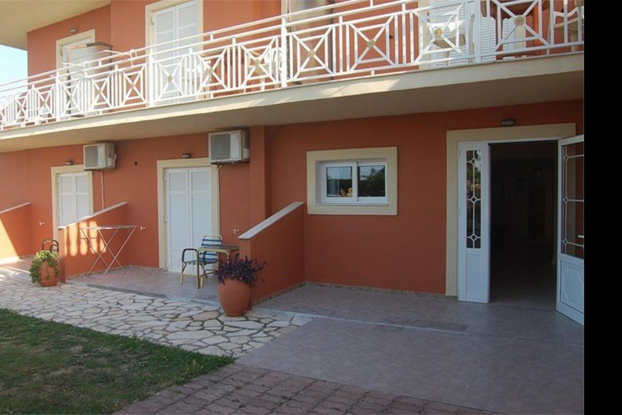 Hotel Star 2*