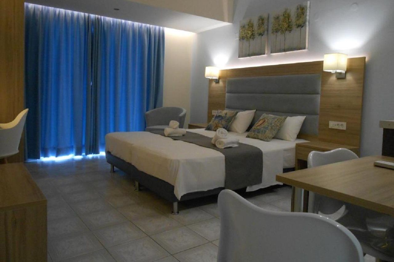 Aparthotel Aristo Apts