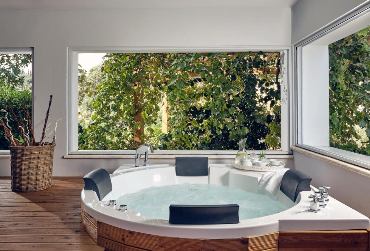 Castelletto Heated Pool Jacuzzi Kypseli