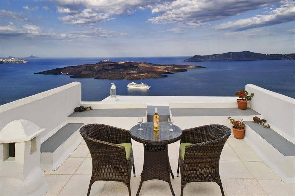 Nonis * Fira (Santorini)