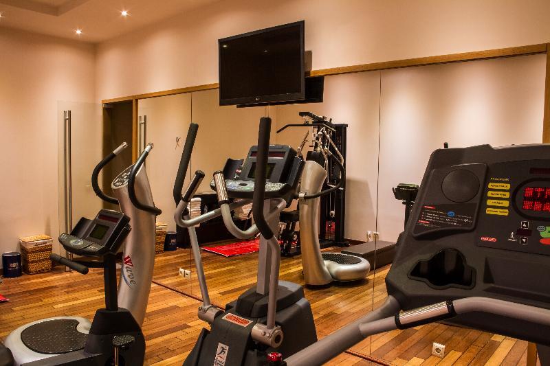 Gdm Megaron, Historical Monument Hotel 5*