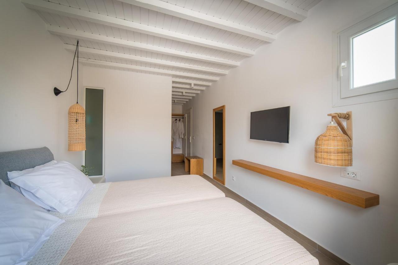 Vienoula's Garden Hotel 4*