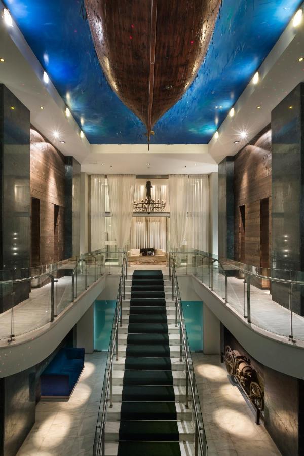 Gdm Megaron, Historical Monument Hotel 5*