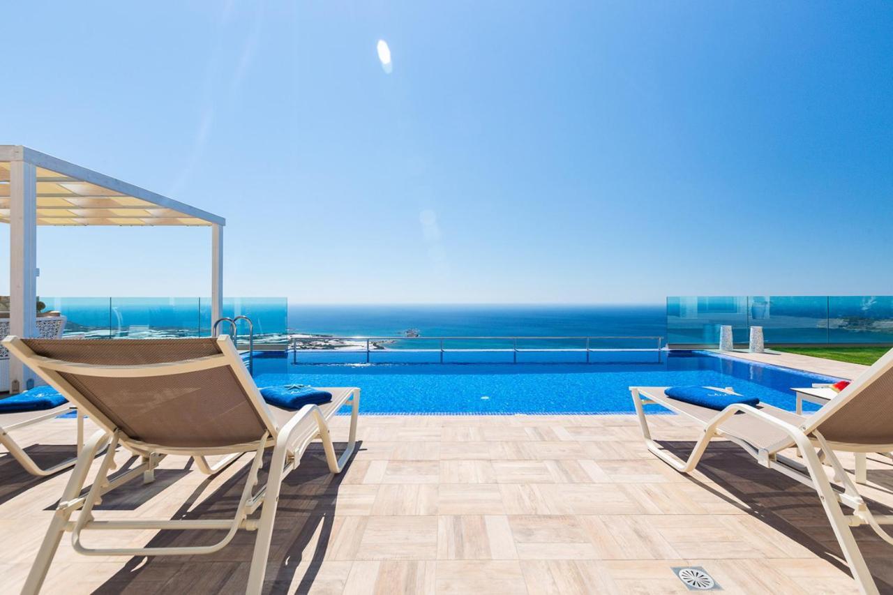 Blue Horizon Luxury *