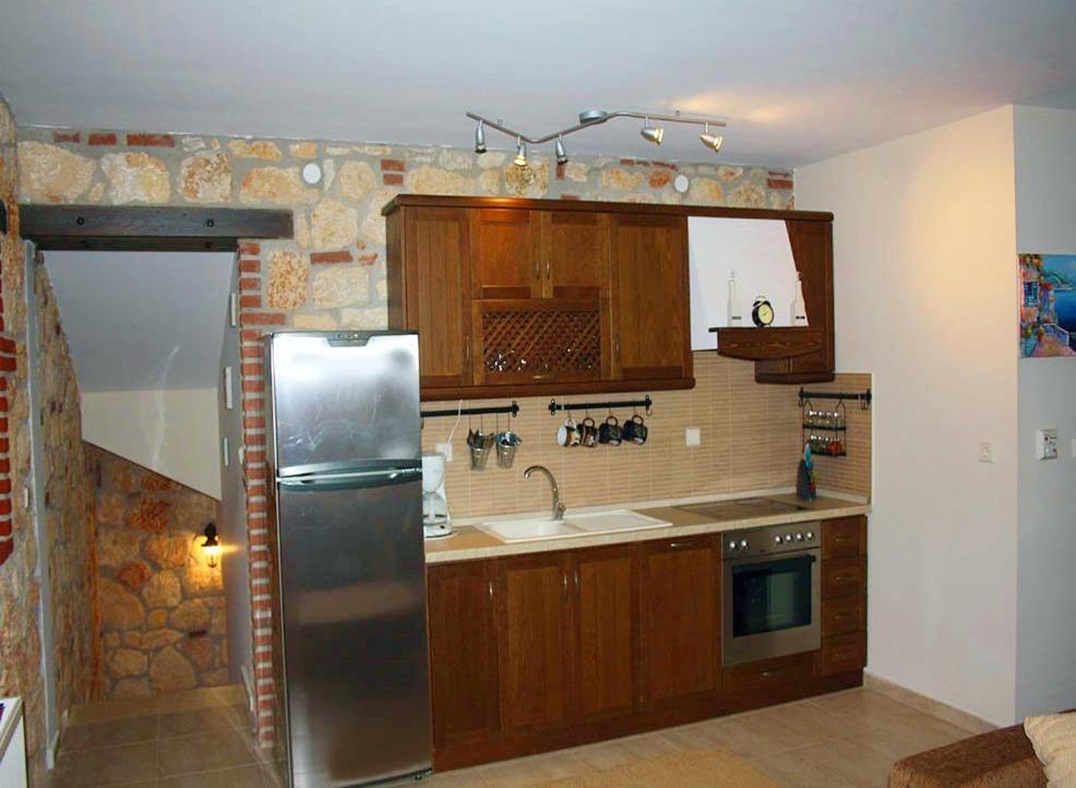 Stonehouse Ioannis * Psakoudia