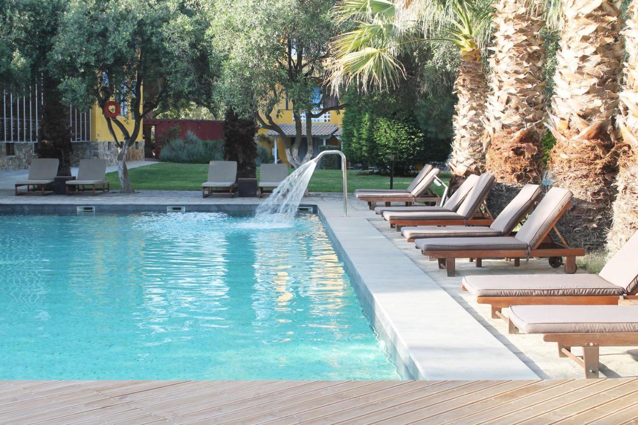 Despotiko Apt. & Hotel 3*