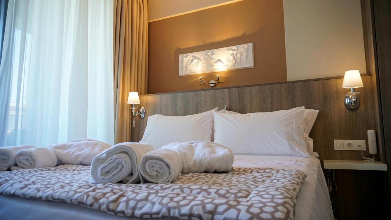 Agnes Deluxe Hotel Pefkochori