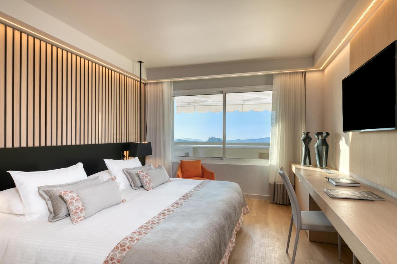 Divani Caravel 5*