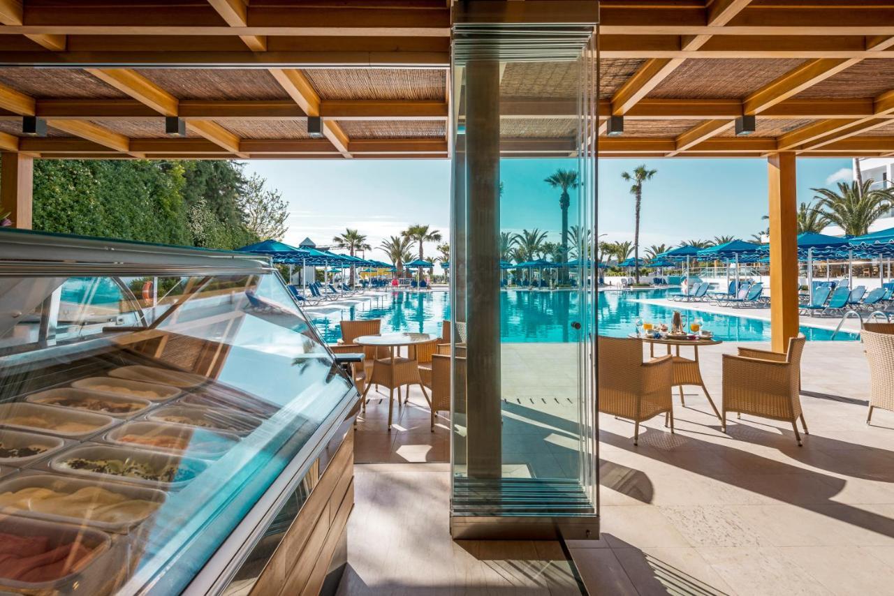 Resort Mitsis 5*