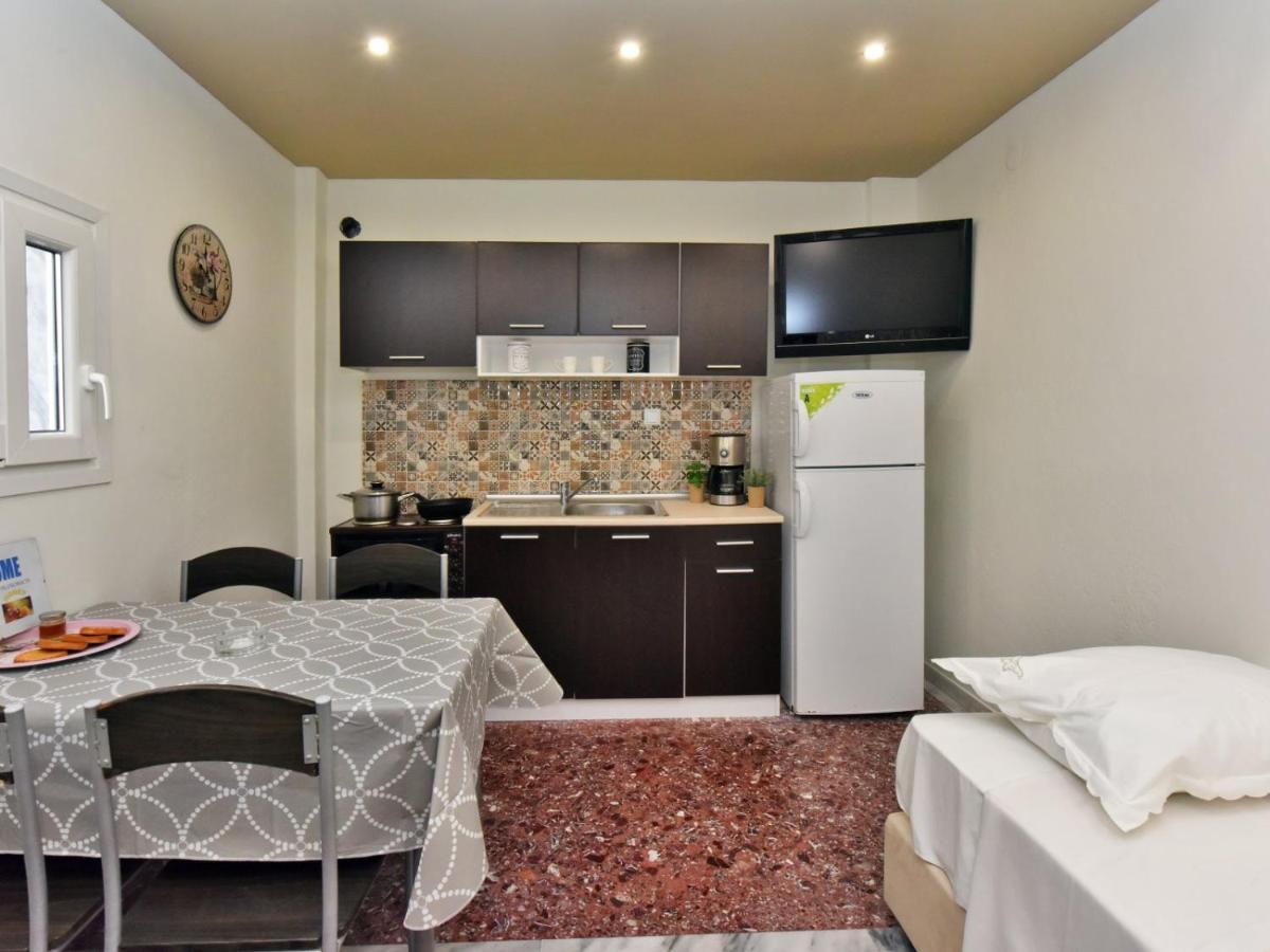 3s Nea Halkidiki Apartment