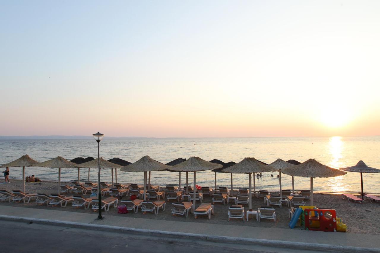 Hotel Meliton & By The 3*