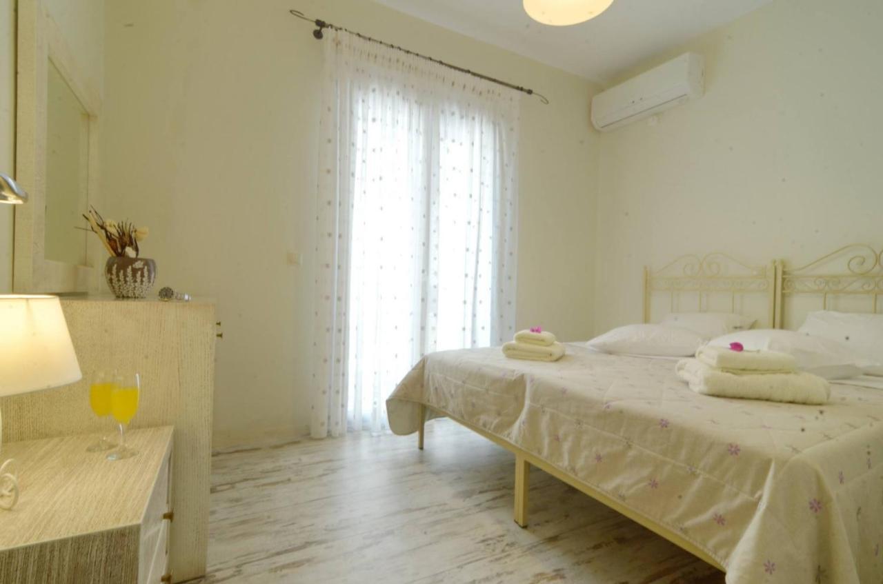 Villa Angie Nymfes Corfu Nymfai