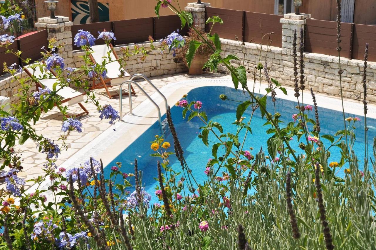 Angie Nymfes Corfu Villa
